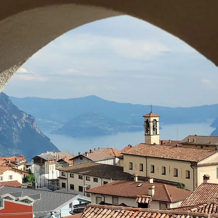 Appartamento Castello Mountain Iseo Hospitaty Bossico